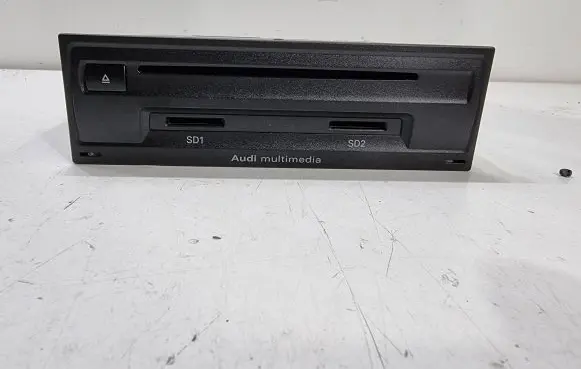 Audi A6 S6 C6 4F CD/DVD changer 4E0035666C