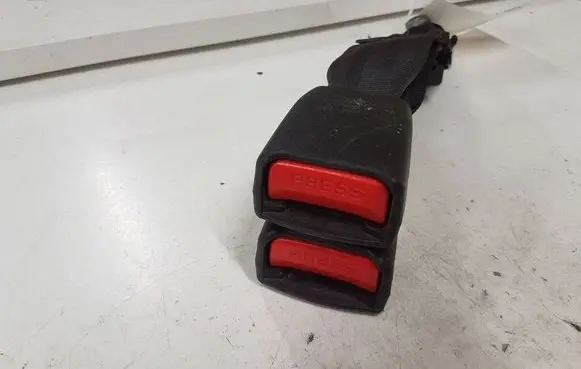 KIA Sorento Middle seatbelt buckle (rear) FGJ21 FGJ17