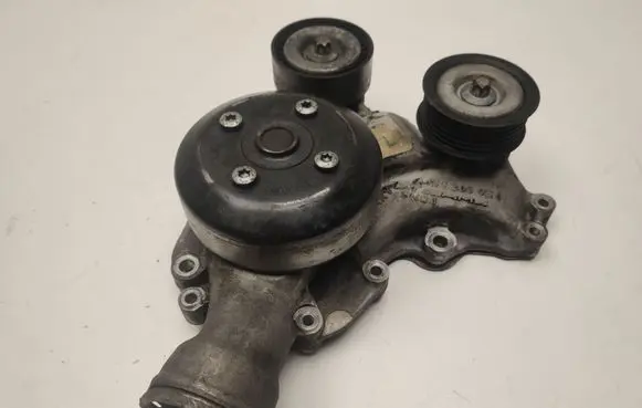 Mercedes-Benz CL C216 Water pump A1562000601