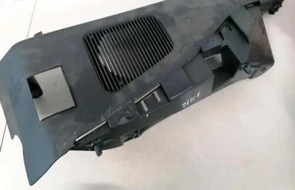 Skoda Octavia Mk1 (1U) Other trunk/boot trim element 1u6867763b