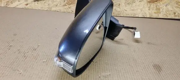 Toyota Yaris Front door electric wing mirror 879400D590