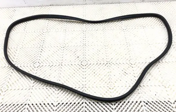 KIA Xceed Rubber seal front door (on door) 