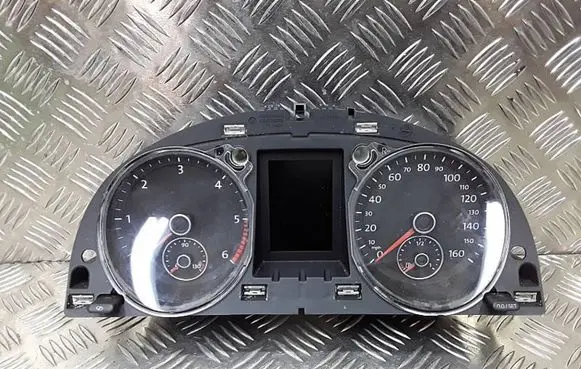Volkswagen PASSAT B6 Speedometer (instrument cluster) A2C53250574