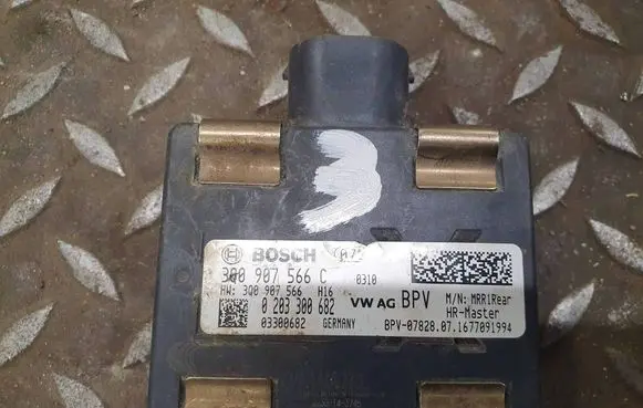Audi A3 S3 8V Distronic sensor radar 3Q0907566C 0203300682