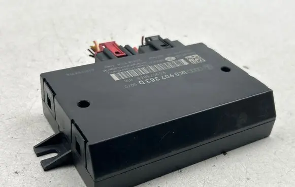 Volkswagen PASSAT B6 Tow bar trailer control unit/module 1K0907383D 1K0907383B 5DS009550