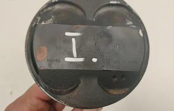 Chrysler Pacifica Piston with connecting rod 