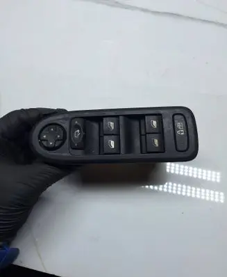 Citroen C5 Electric window control switch 96599975XT 30170121