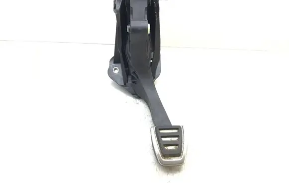 Clutch pedal