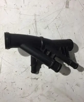 Volkswagen Crafter Engine coolant pipe/hose 04L121071F ZSB04L121026L