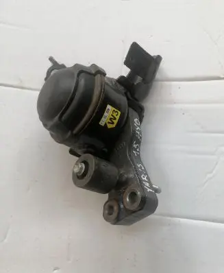 Toyota Yaris Engine mount bracket ECD500