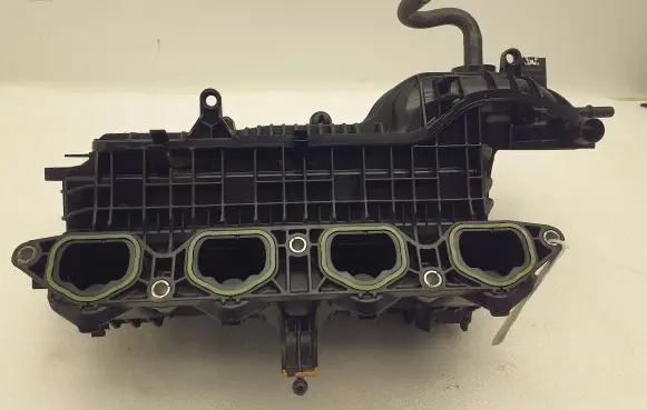 Volkswagen Golf VII Intake manifold 04E129711L 04E145749F