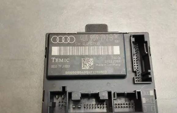 Audi Q7 4L Door control unit/module 4L0959792B 21032007 4L0910793B