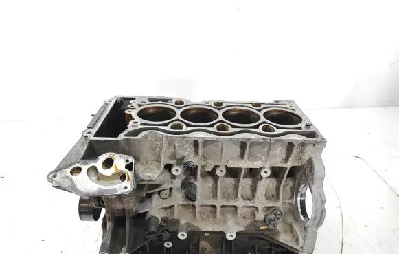 BMW 3 E90 E91 Engine block N43B20A 7558266