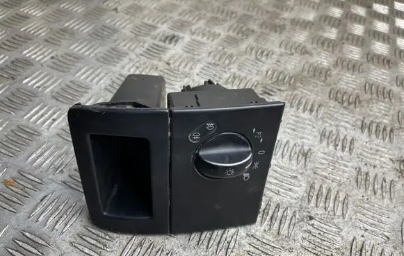 Mercedes-Benz Vito Viano W639 Light switch A6395450104 ZGS003