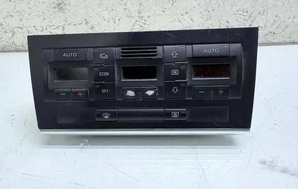 Audi A4 S4 B7 8E 8H Climate control unit 8E0820043AJ
