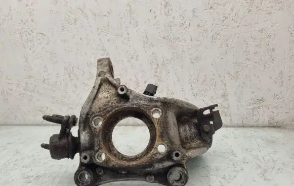 Volkswagen PASSAT B6 Front wheel hub 3C0407258F