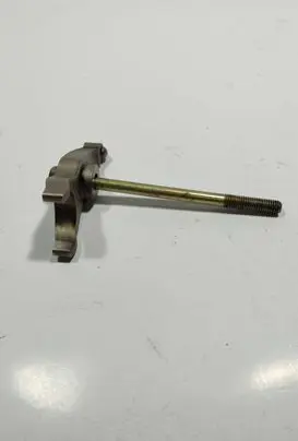 Toyota Land Cruiser (J120) Fuel Injector clamp holder