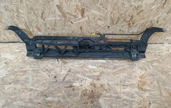 Citroen C4 Grand Picasso Top upper radiator support slam panel