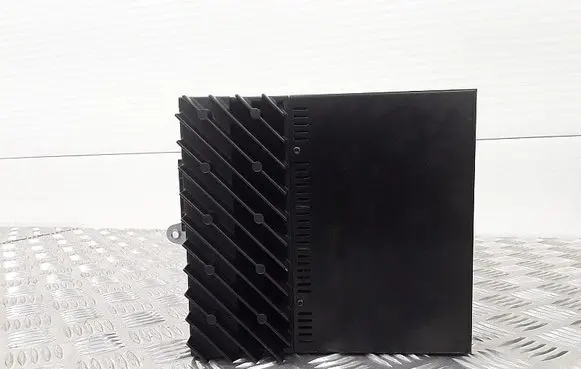 BMW 3 E92 E93 Sound amplifier 9118827 532230812