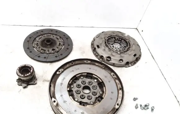 Opel Astra J Clutch set kit 55576088 55565893