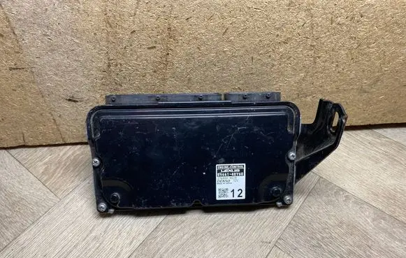Lexus RX 450H Engine control unit/module 8966148Y60 2768000020