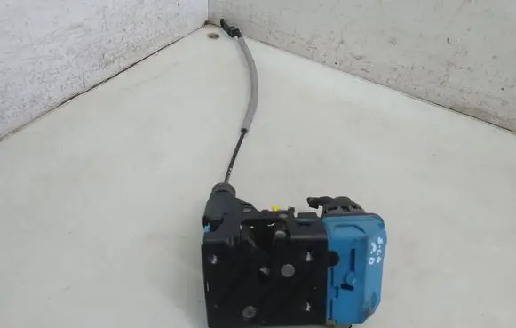 Front door lock
