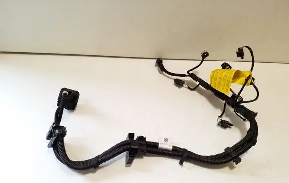 BMW 3 G20 G21 Fuel injector wires 8482361