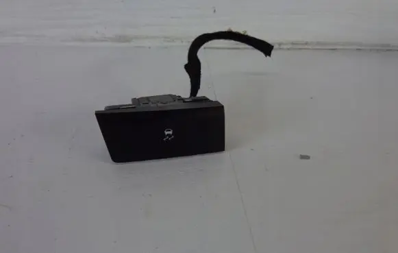 Opel Insignia A ESP (stability program) switch 12352070