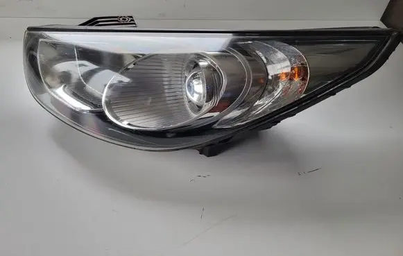 Hyundai ix35 Headlight/headlamp