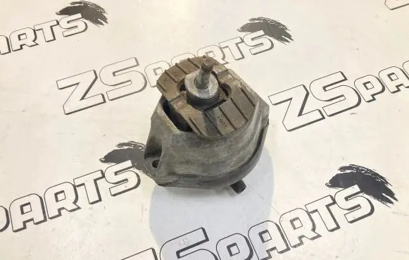BMW 5 E60 E61 Engine mount bracket 4031206 15024612EB 586453A