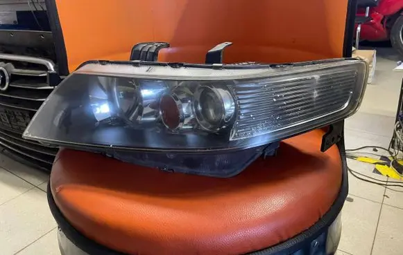 Honda Accord Headlight/headlamp P2928