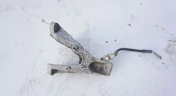 Audi A6 S6 C6 4F Engine mounting bracket 4F0199308P