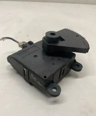 Nissan Qashqai A/C air flow flap actuator/motor A24850A7702000 080526B