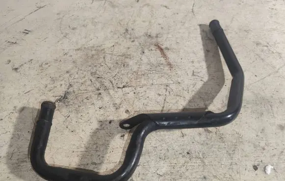 Ford Focus Engine coolant pipe/hose 98ab18k580