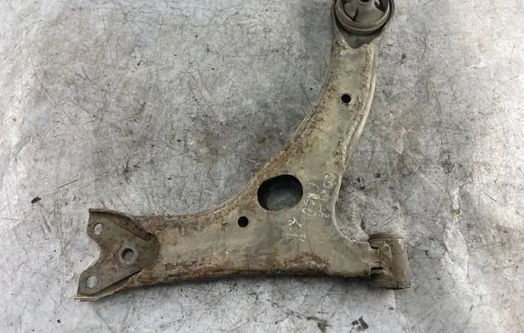 Toyota Corolla Verso AR10 Front lower control arm/wishbone
