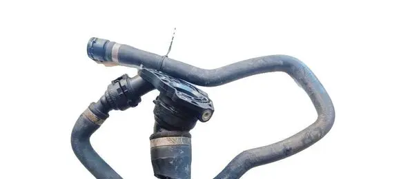 BMW 5 GT F07 Engine coolant pipe/hose 7789742 4107080