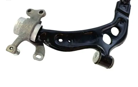 Mini Cooper Countryman F60 Front control arm 6879843 31128831645 31126879843