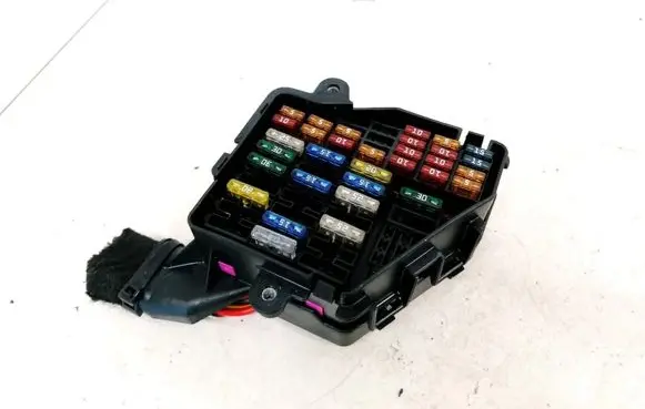Audi A6 S6 C5 4B Fuse box set
