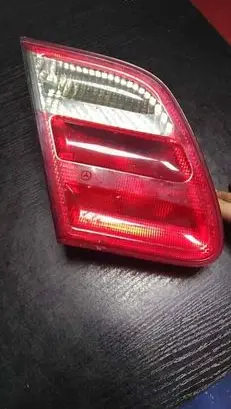 Mercedes-Benz E W210 Tailgate rear/tail lights 2109203964