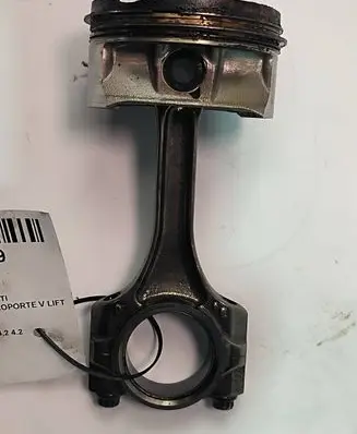 Maserati Quattroporte Connecting rod/conrod 