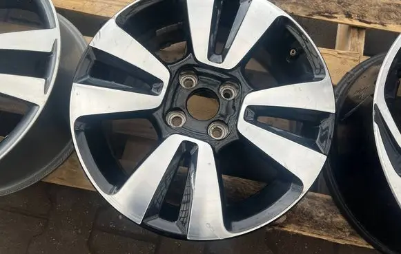Citroen C3 R16 alloy rim 9813075077