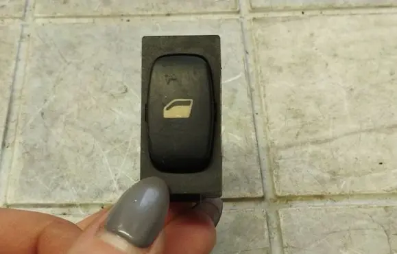 Peugeot 407 Electric window control switch 96360166XT
