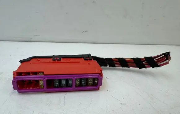 Porsche Macan (95B) Fuse module 8K0941824B
