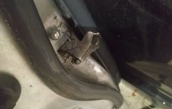 Toyota Yaris Rear door check strap stopper 