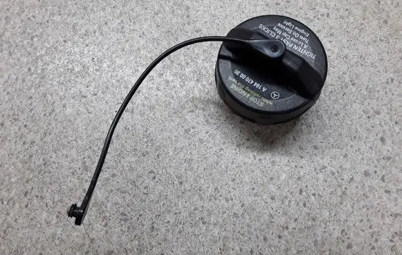Fuel tank filler cap