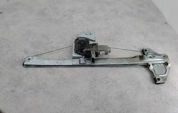 Citroen Berlingo Front door window regulator with motor 9680558180
