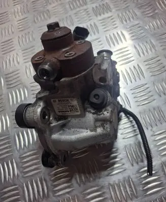 Volvo XC60 Fuel injection high pressure pump 0445010618 31272896
