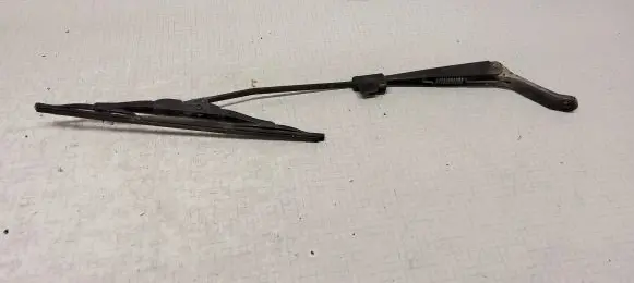 Opel Frontera B Rear wiper blade 