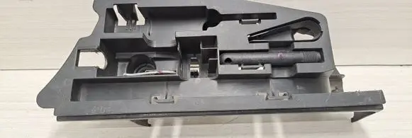 Audi A6 S6 C6 4F Tool box 4F5012111A