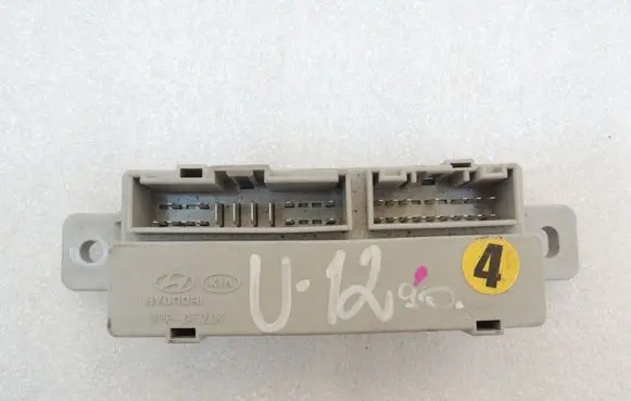 KIA Ceed Fuse box set 919401H140